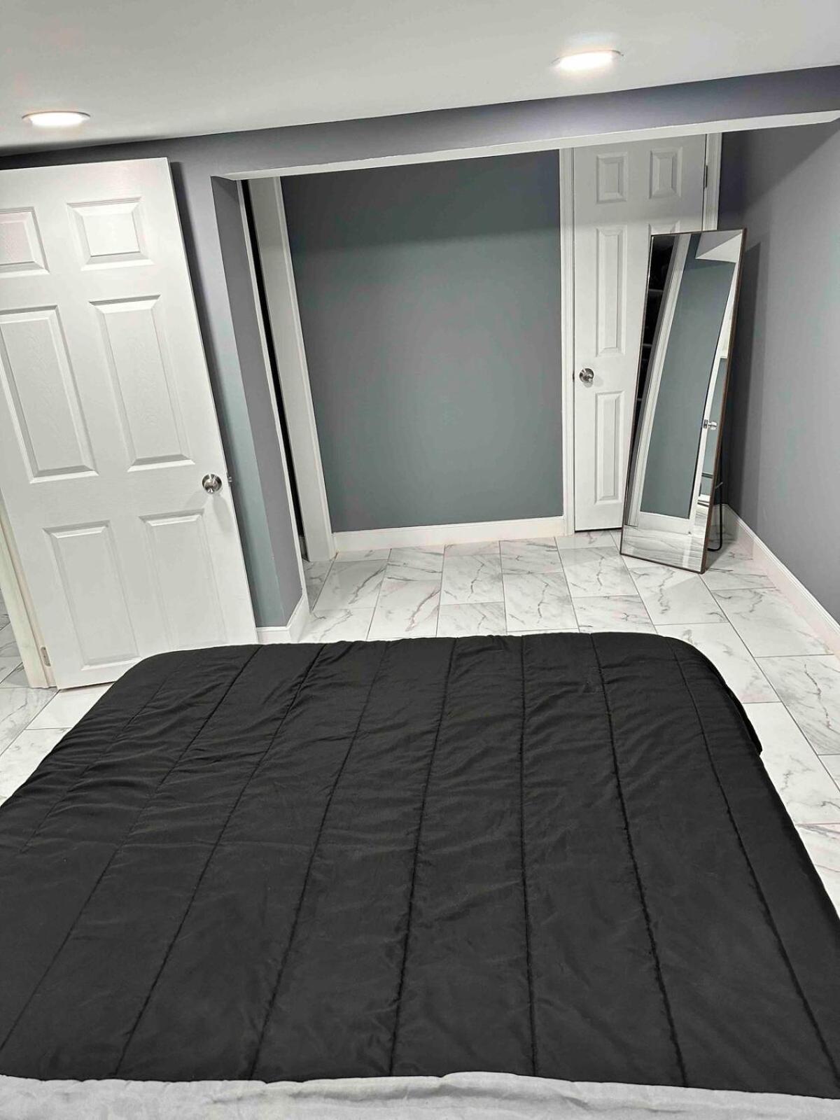 Lovely Basement 1-Bedroom With Free Parking واشنطن المظهر الخارجي الصورة